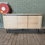 Lameller Dressoir, Byfonq, Bruin